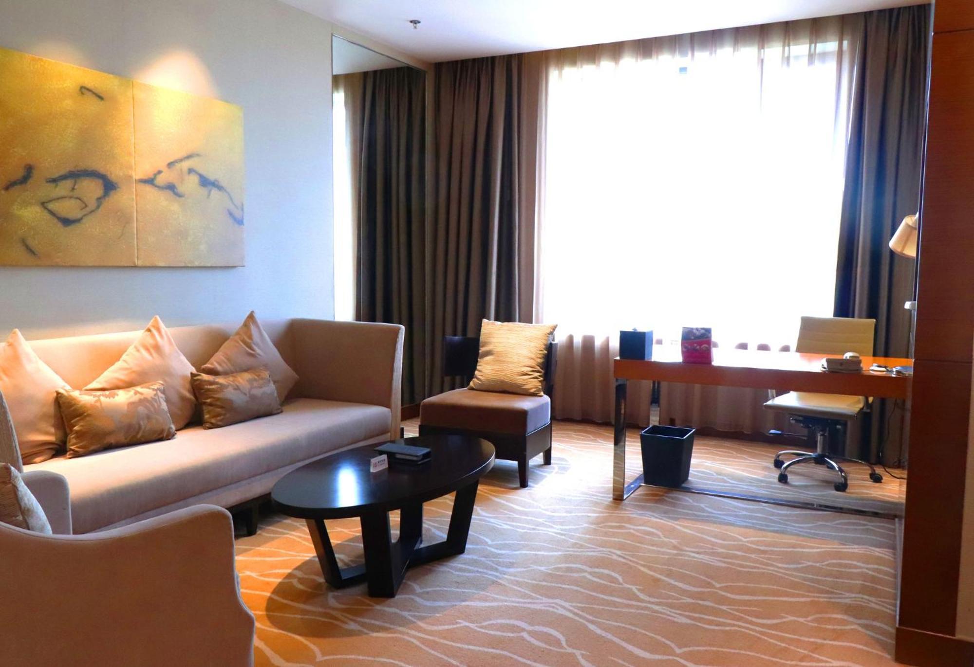 Holiday Inn Panjin Aqua City By Ihg Exterior photo